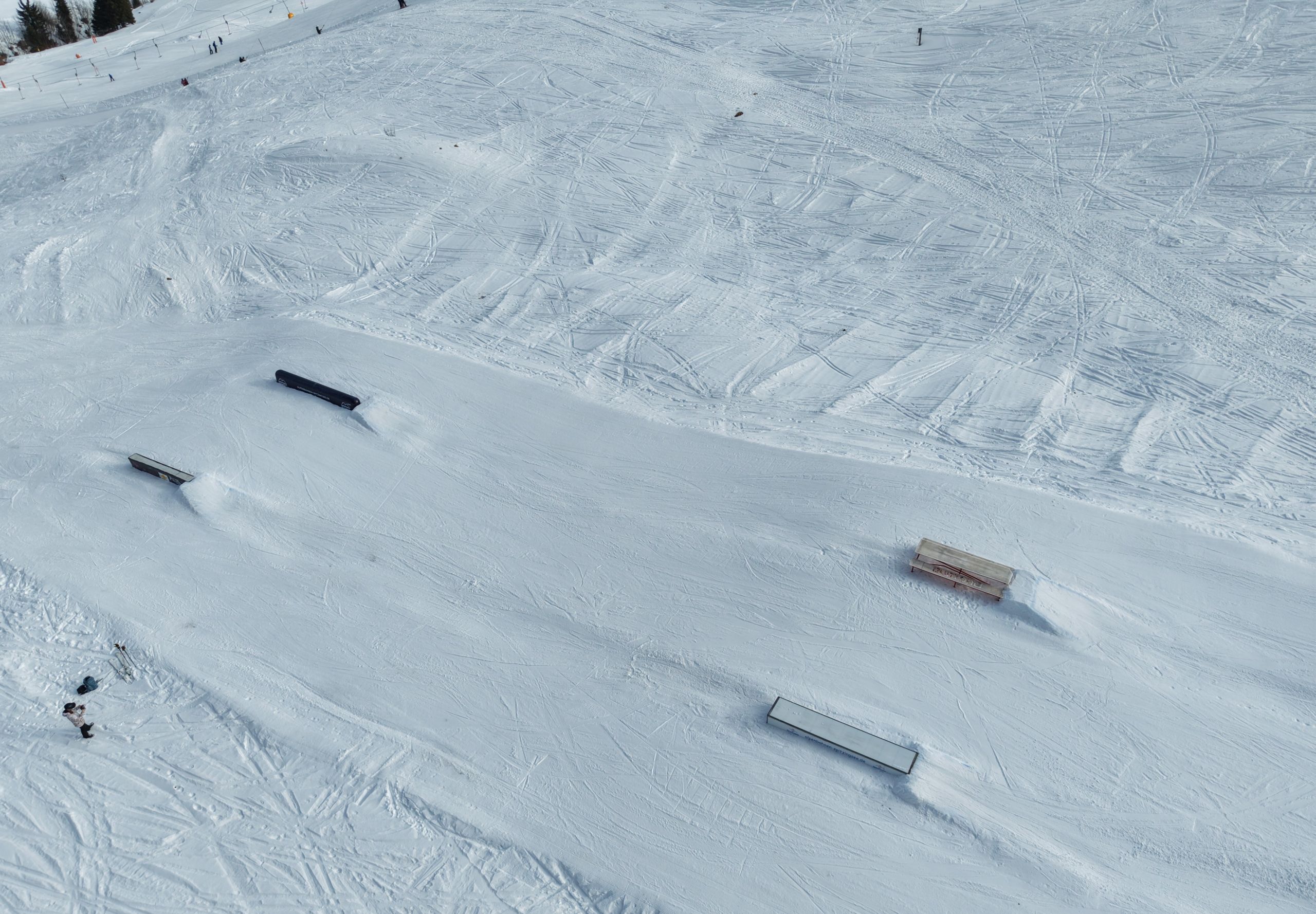 CLUBHAUS × NAAFY PISTE Snowpark and Funslope